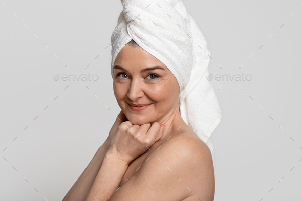 Portrait Of Attractive Nude Middle Aged Woman With Towel On Head Stock Photo By Prostock Studio