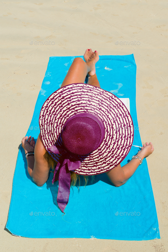 Fit Woman In Sun Hat And Bikini At Beach Stock Photo By Netfalls