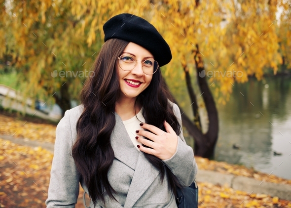 Smiling Brunette Woman The City In Fall Fall Foliage Autumn Leaves