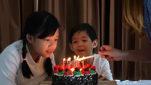 Asian Children With Birthday Cake alt