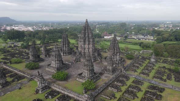 Aerial view hindu temple Prambanan in Yogyakarta, Indonesia. alt
