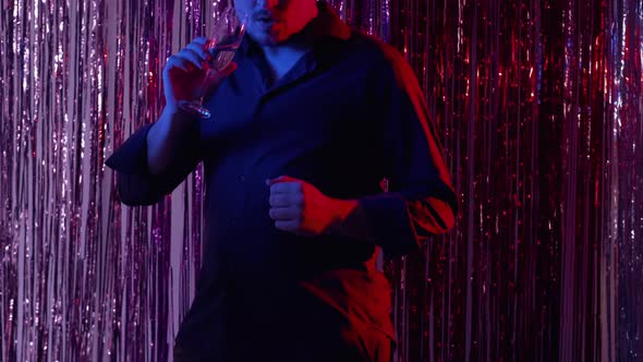 Christmas Joy Odd Man Party Drink Festive Mood alt