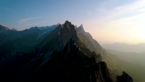 Schaefler Altenalptuerme Mountain Ridge Swiss Alpstein Alpine Appenzell Innerrhoden Switzerland a alt