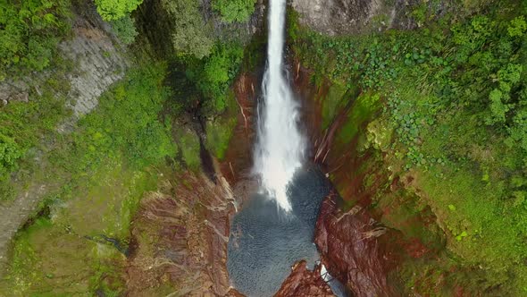 Aerial view of Catarata del Toro waterfall in Costa Rica. alt