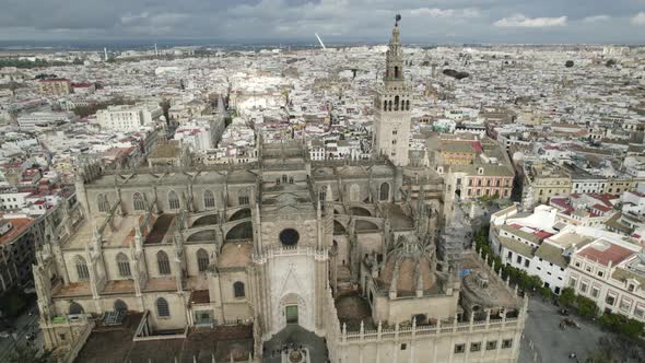 Parallax motion around Seville Cathedral, Andalusia - Spain