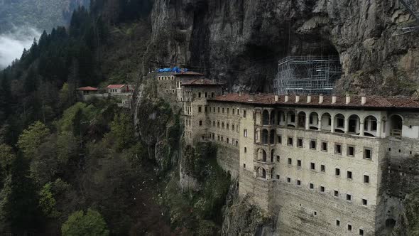 Sumela Monastery on the Rocky Mountain alt