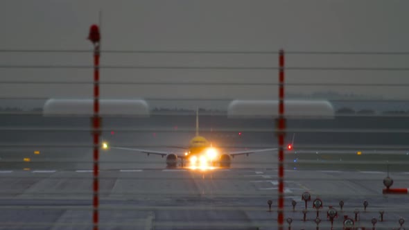 Airplane Takes Off Overhead alt