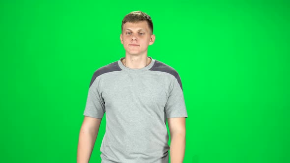 Tired Guy Walking on a Green Screen, Chroma Key alt