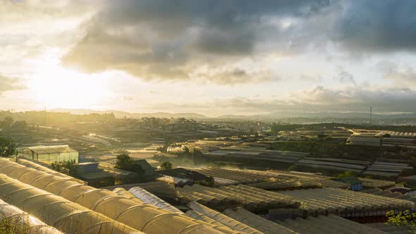 4K Time Lapse sunset city on the hill - Da Lat, VietNam alt