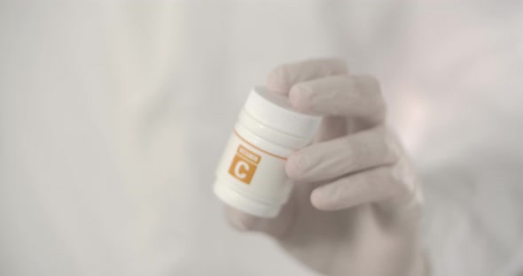 White Vitamin C Box alt