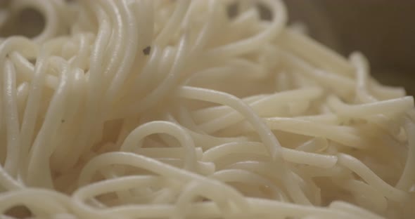 Spaghetti pastas cooking slow motion 4K
