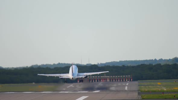 Airplane Accelerate and Take-off alt