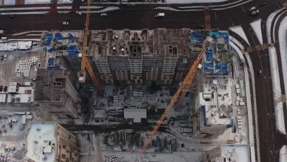 the Process of Building Modern Houses in Winter alt