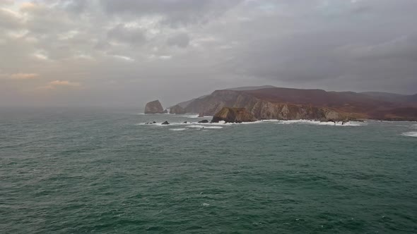 The Amazing Coastline at Port Between Ardara and Glencolumbkille in County Donegal - Ireland alt