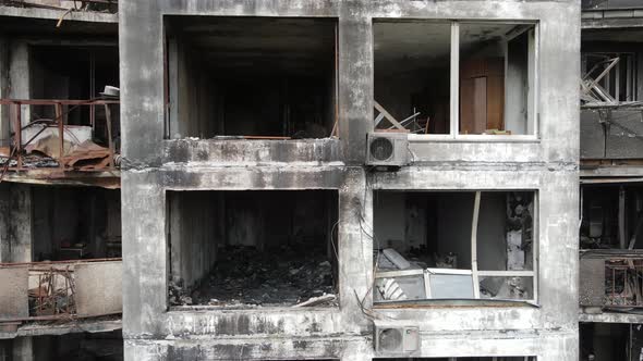 War in Ukraine  Burnt and Destroyed House in Kyiv alt