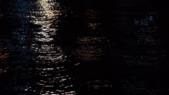 Night Glare On The Waves alt