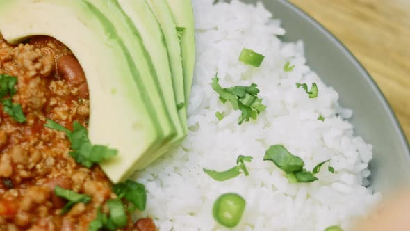 I Put Hot Pepper Slices of Chili Con Carne with Long Rice Meat alt