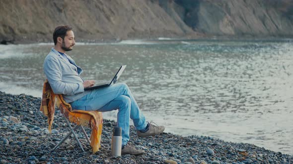 Freelancer or Remote Work During Quarantine alt