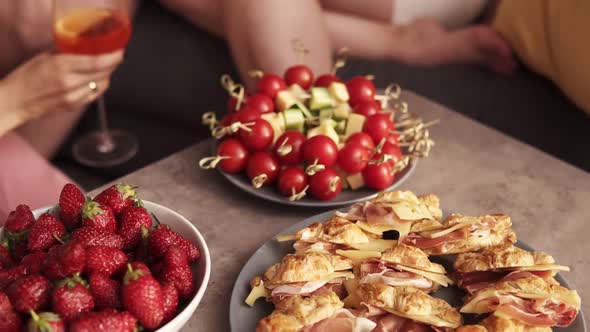 Women's Party with Cocktails alt