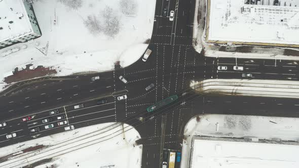 Top View of the Winter Road Intersection in the Center of Minsk alt
