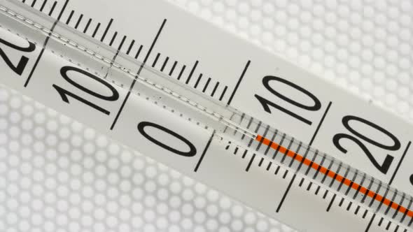 Temperature Drop Below Zero Degrees alt