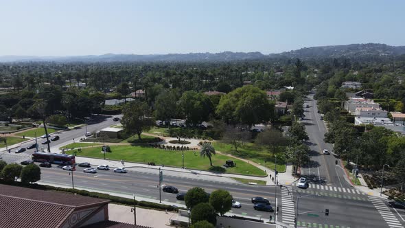 Beverly Hills Gardens Park and Sign Aerial View of Traffic and Green Landscape alt