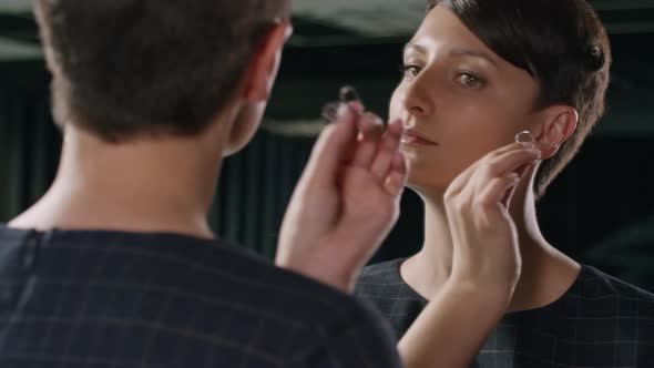 Buying Precious Earrings alt