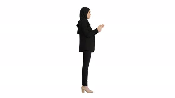 Confident Young Muslim Business Woman Wear Hijab Speaking to Camera on White Background alt
