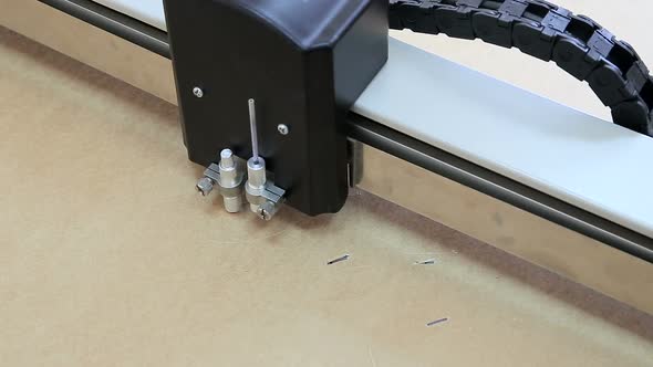 Cutting Plotter in Action alt