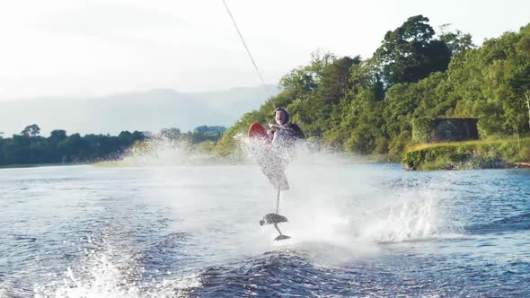 Sky ski wake jump water skiing alt