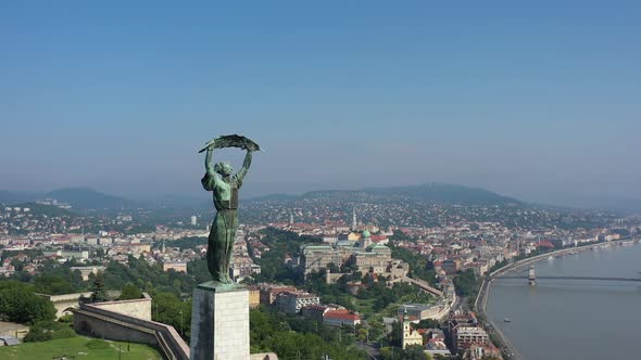 Statue Of Freedom In Budapest alt