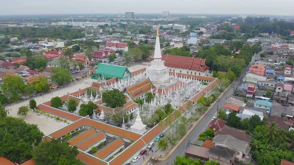 Aerial view of Wat Phra Mahathat Voramahavihan Temple in Nakhon Si Thammarat with stupa alt