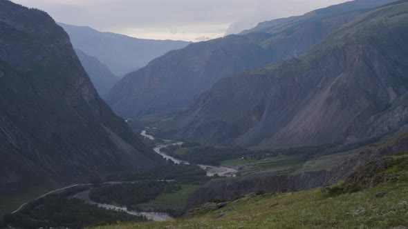 The beautiful scenic nature of Chulyshman valley, Altai alt