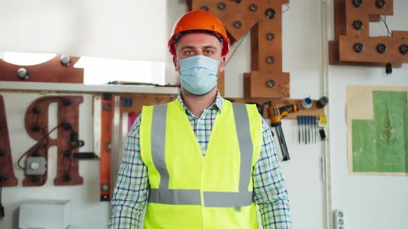 Portrait of Man Warehouse Worker and Engineer Under Inspection and Checking Production Process on alt