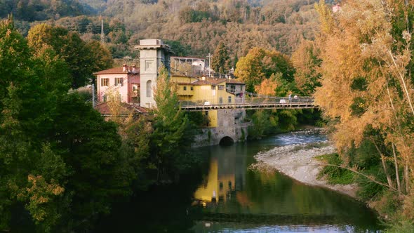 Chains Bridge, Bagni di Lucca, Tuscany. alt
