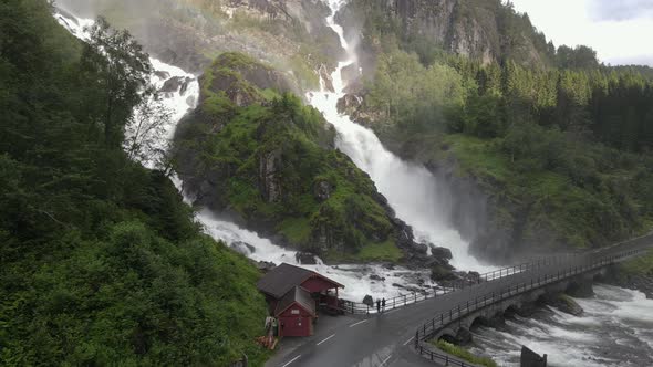 Steady drone footage of  famous Latefossen waterfall in Norway alt