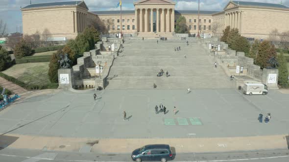Drone Shot Ascending Past Washington Monument and Philadephia Museum of Art alt
