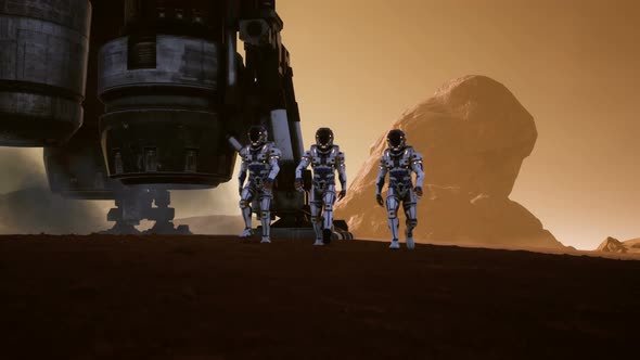 Astronauts on Mars alt