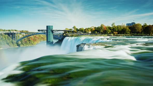 Extraordinarily Beautiful Niagara Falls alt