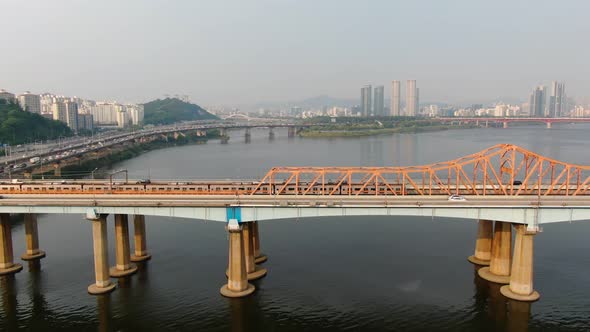 Seoul Dongho Bridge Train