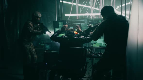 Cops Arresting Hacker in the Hideout alt