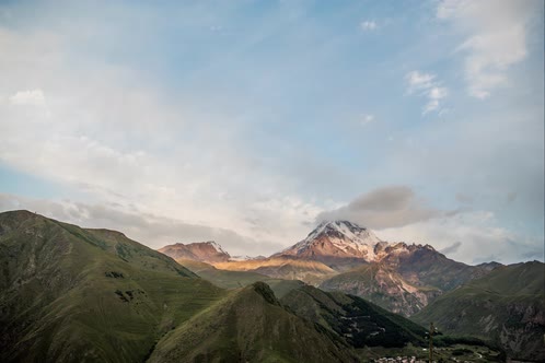 Mountain morning (Kazbegi)