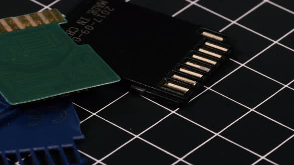 Broken SD Flash Card alt