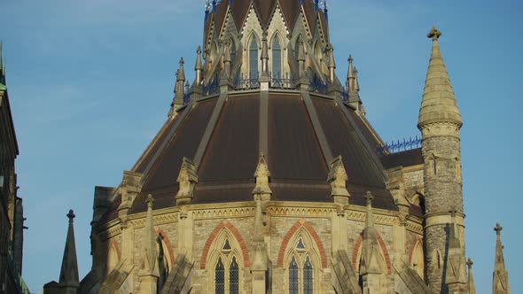 Library of Parliament, Ottawa alt
