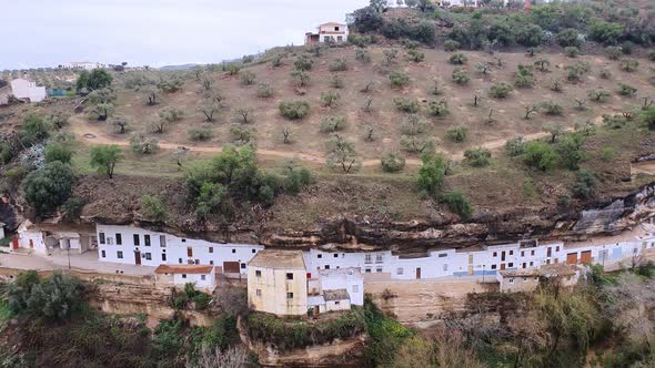 Cave buildings built into rock Setenil de las Bodegas, Cadiz province, Spain alt