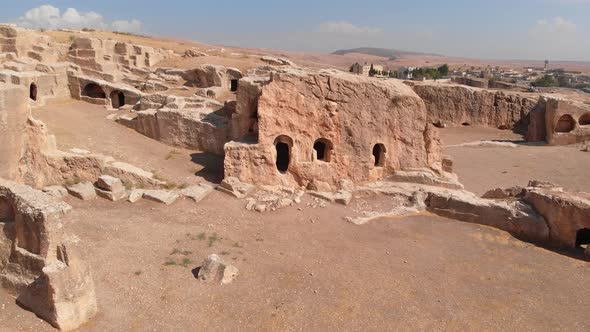Dara Ancient Cave City Mesopotamia Near Mardin City Turkey alt