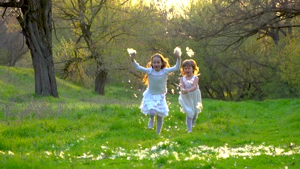 Happy Kids in the Park alt