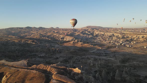 Aerial View Cappadocia Turkey  Balloons Sky alt