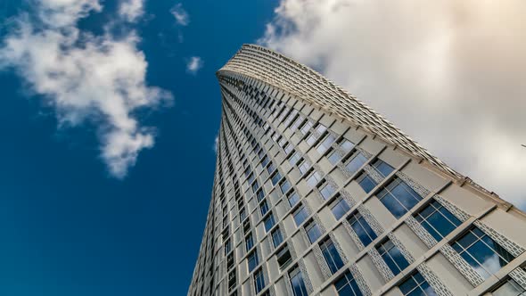 Cayan Tower Timelapse Known Also As Infinity Tower in Dubai Marina alt