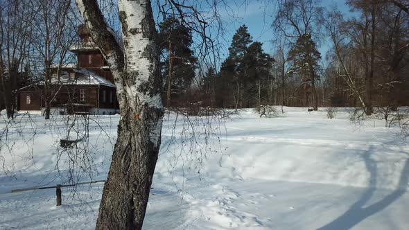 Frosty Day In A Country Estate 07 alt